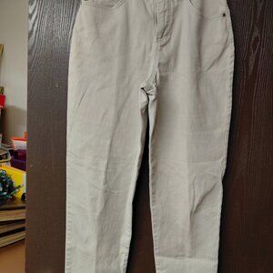 Gloria Vanderbilt Sand Jeans